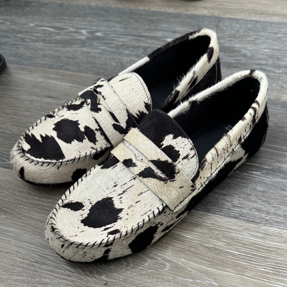 Women’s  Cowhide Penny Loafers in Black & White